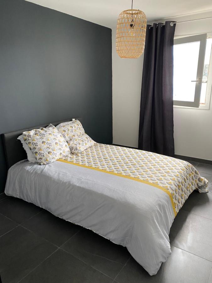 Romarine Apartment Sainte-Clotilde Exterior foto